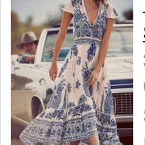 V-neck Blue & White Summer Maxi Dress